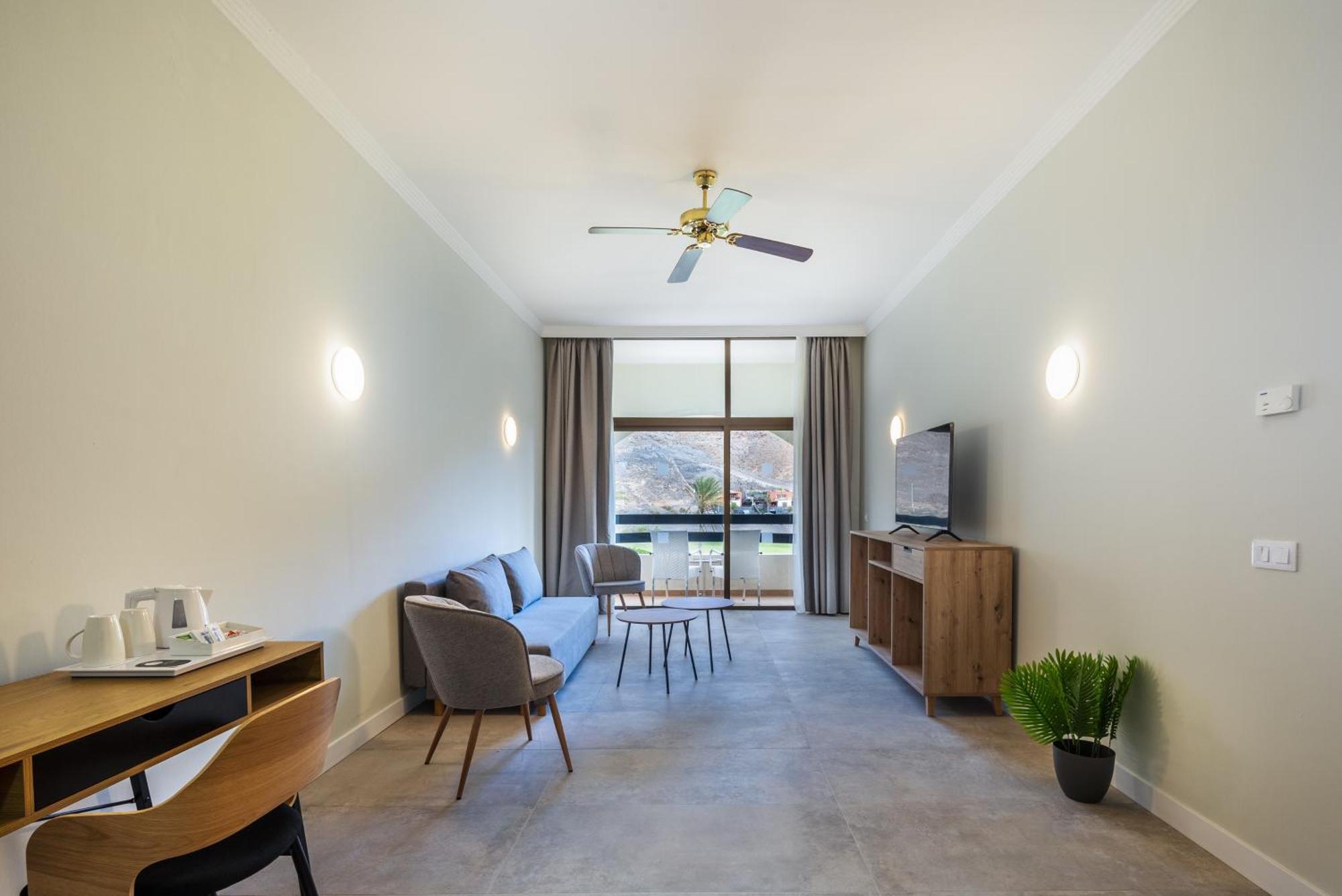 Hotel Livvo Jandia Golf 모로델제블 외부 사진