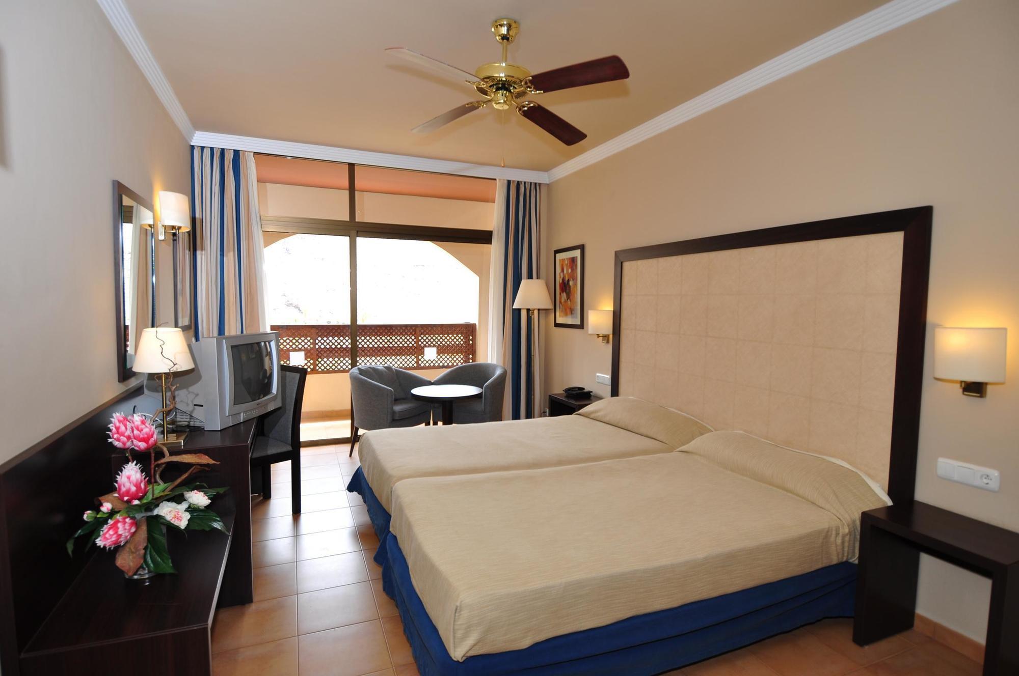 Hotel Livvo Jandia Golf 모로델제블 외부 사진